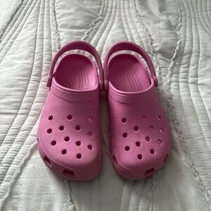 CROCS Pink Athletic Shoes with Ventilation and Heel Strap